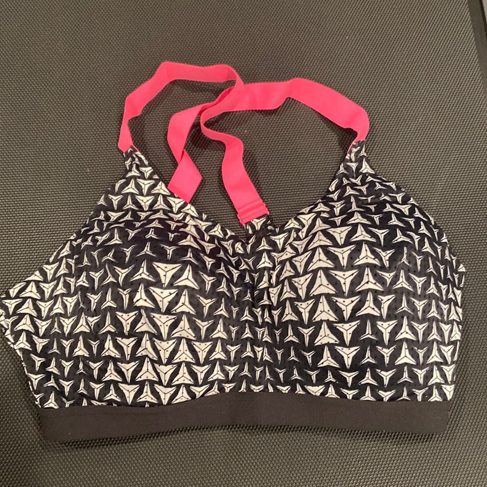 Victoria’s Secret Sports Bra